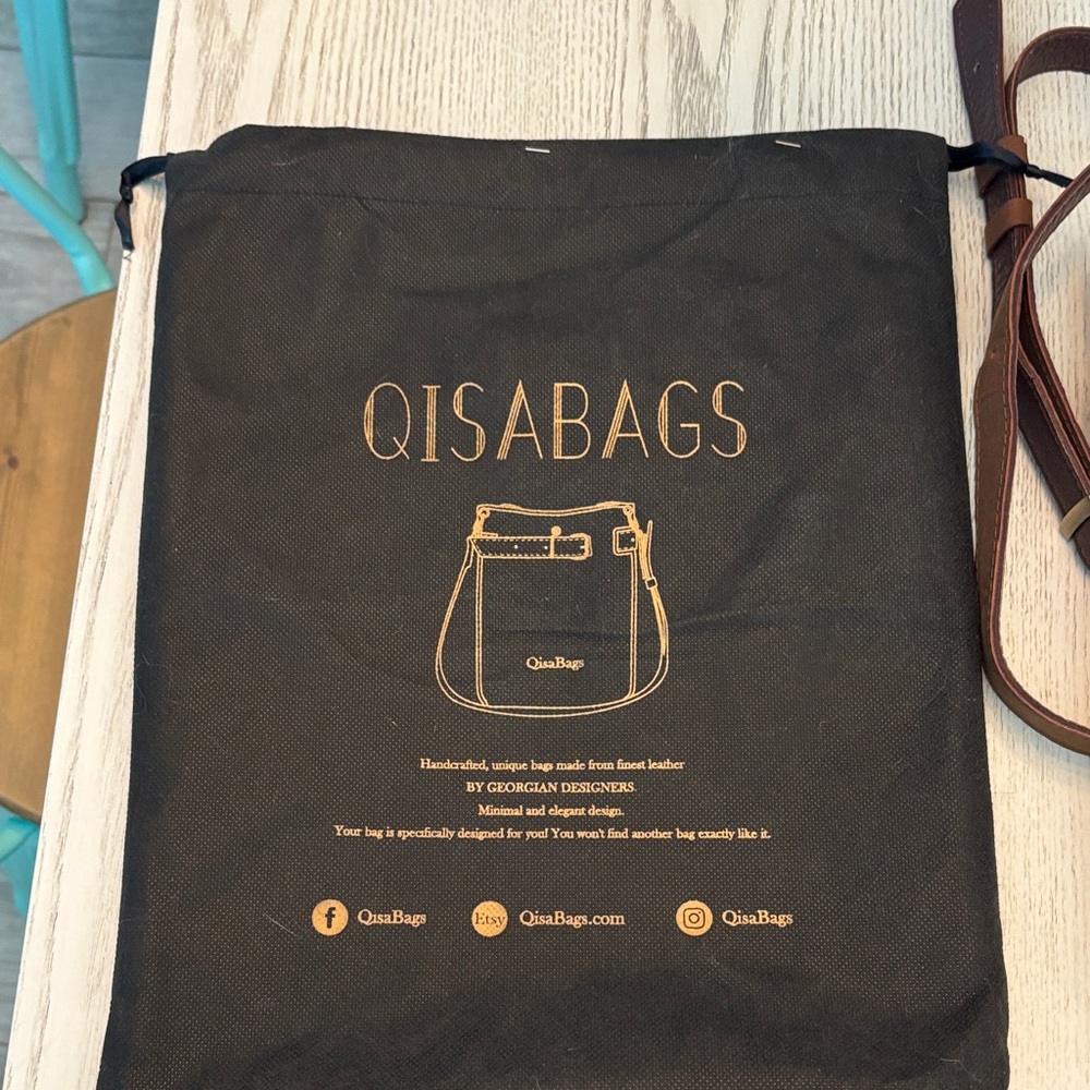 Qisa custom made Brown Leather Bag - Picture 3 of 7